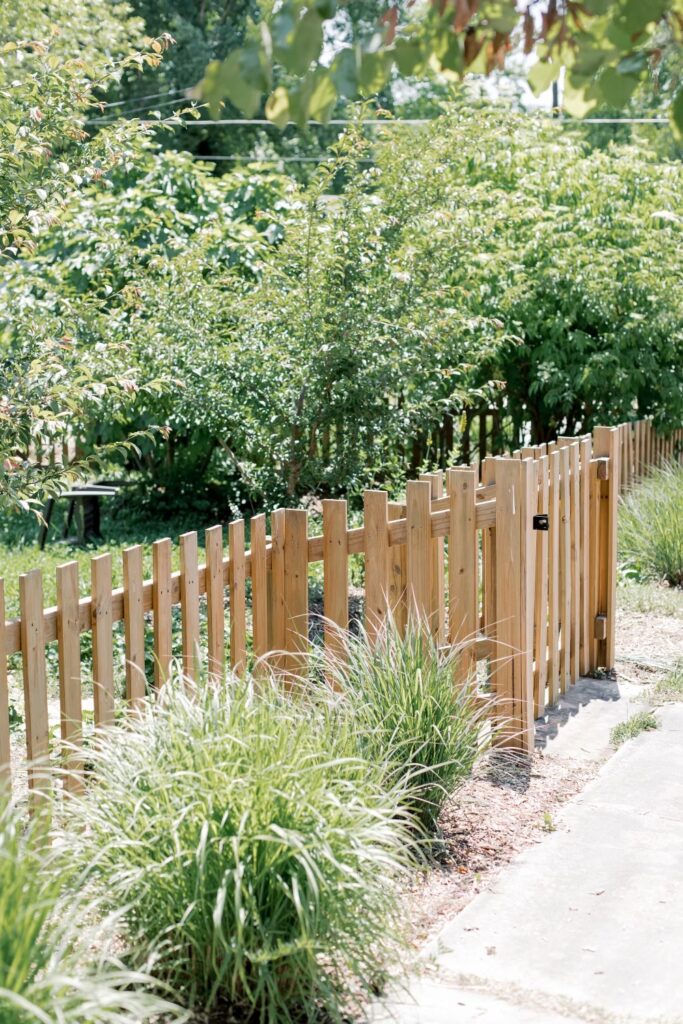 Wood Picket Fence in Nashville